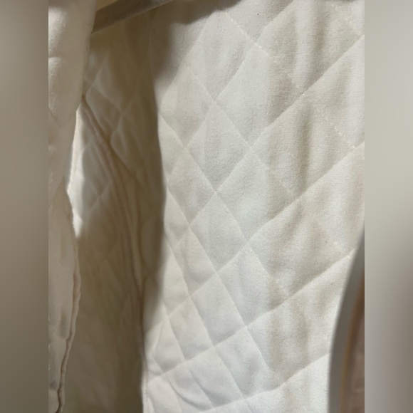 Van Heusen cream, quilted vest - Picture 4 of 7